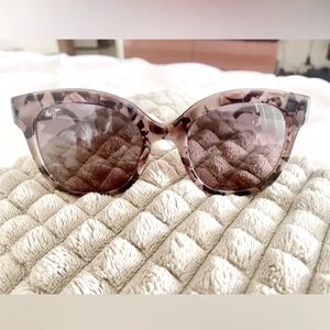 NWOT Maui Jim Honey Girl Pink Tokyo Polarized Sunglasses